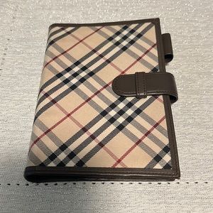Burberry Day planner Excellent Condition